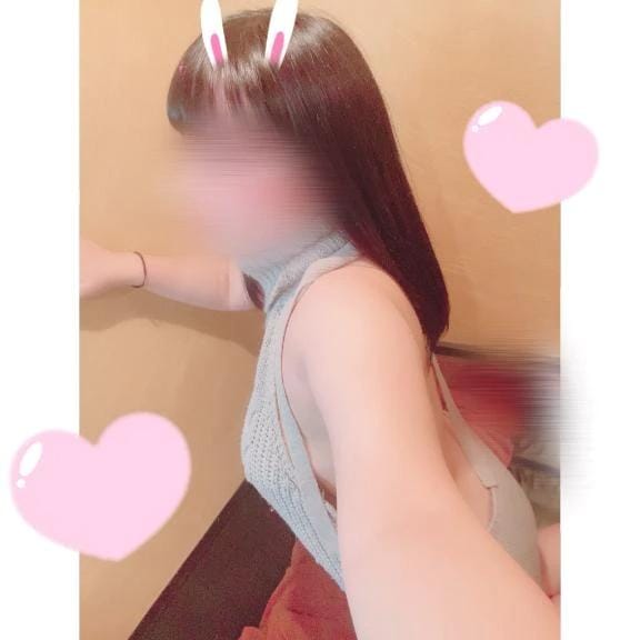 「こんにちわ」12/04(木) 22:57 | ここあの写メ