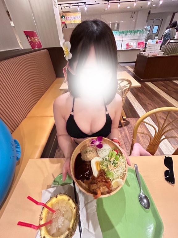 「食欲旺盛❤️‍」12/05(金) 14:24 | れなの写メ日記