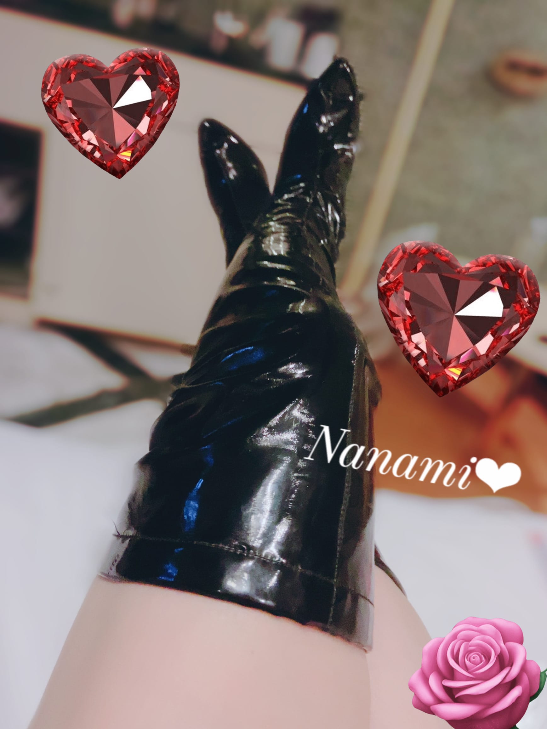 ななみ【PLATINUM】「やっぱり..黒テカテカボンデージが好き」12/05(金) 17:12 | ななみ【PLATINUM】の写メ