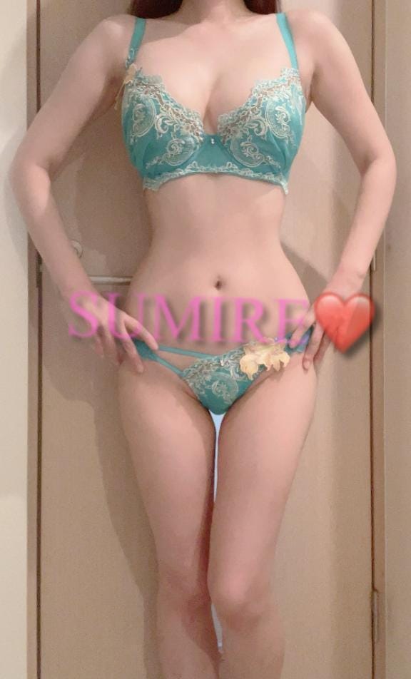 「潮吹きする為に」12/06(土) 12:11 | 菫-すみれ-の写メ