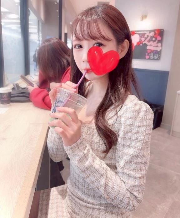 「恋人みたいな」12/08(月) 21:20 | みくの写メ日記