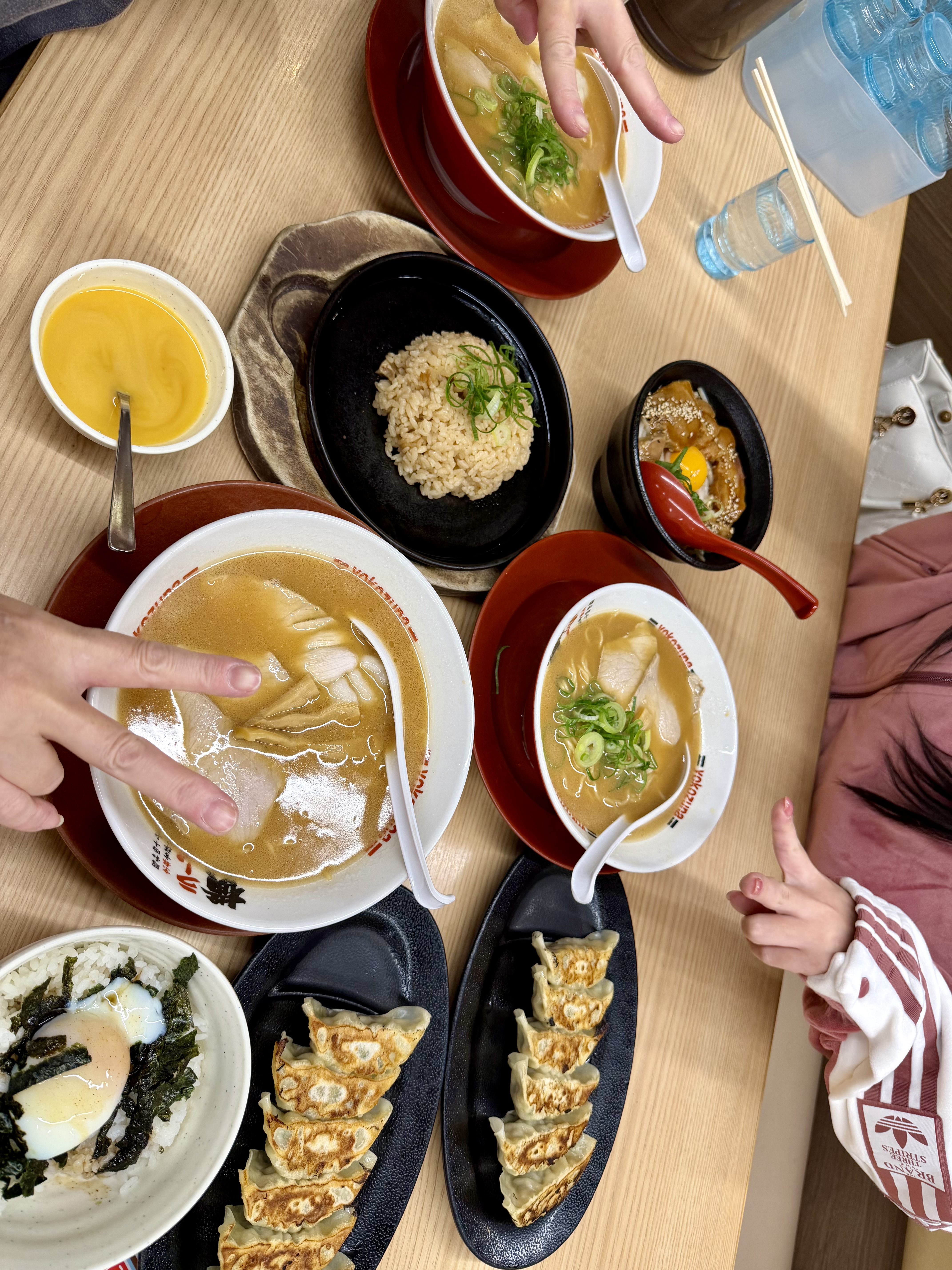 「(*´༥` *)ﾓｸﾞﾓｸﾞ」12/08(月) 22:50 | 雅の写メ