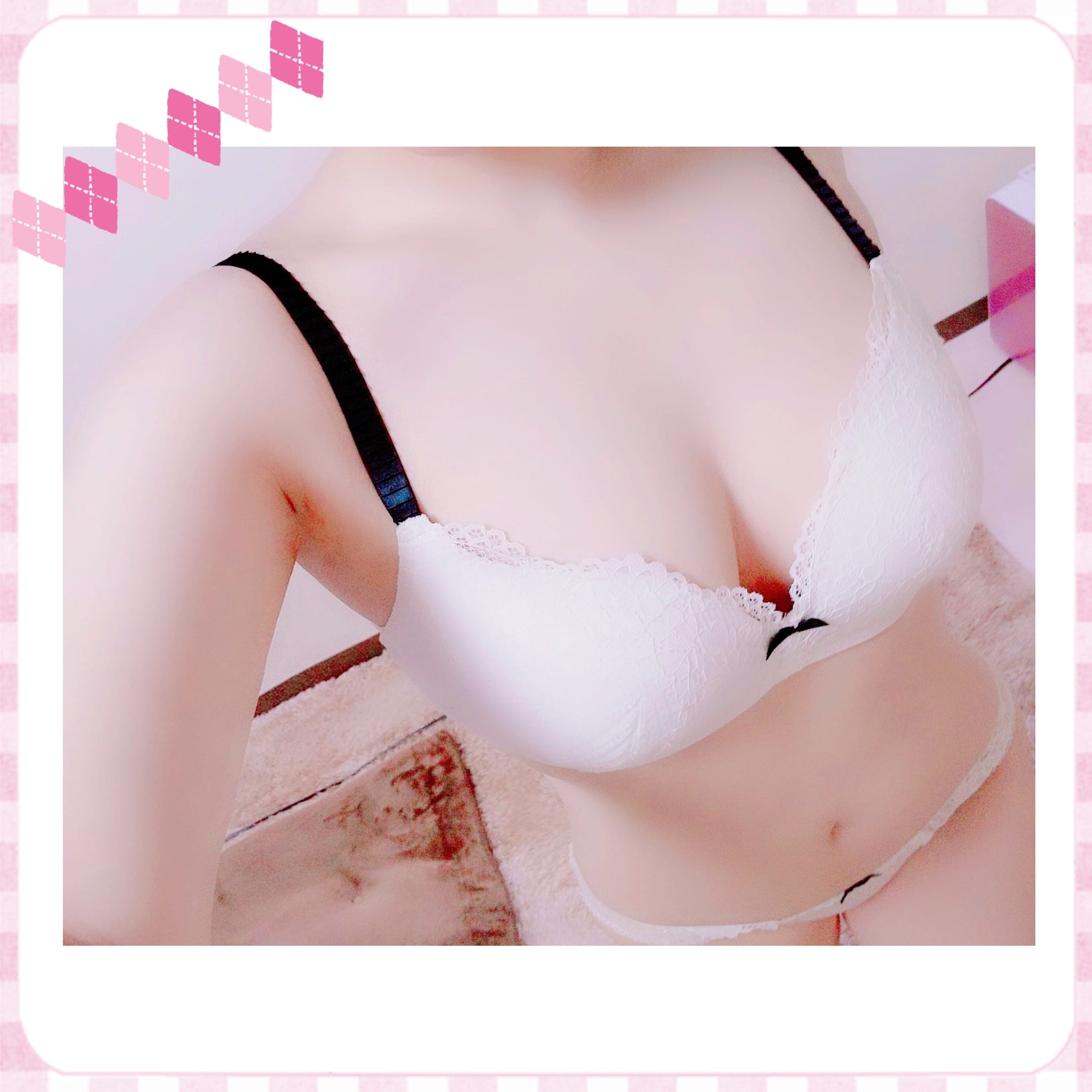 「出勤します♡」12/09(火) 11:36 | まなの写メ