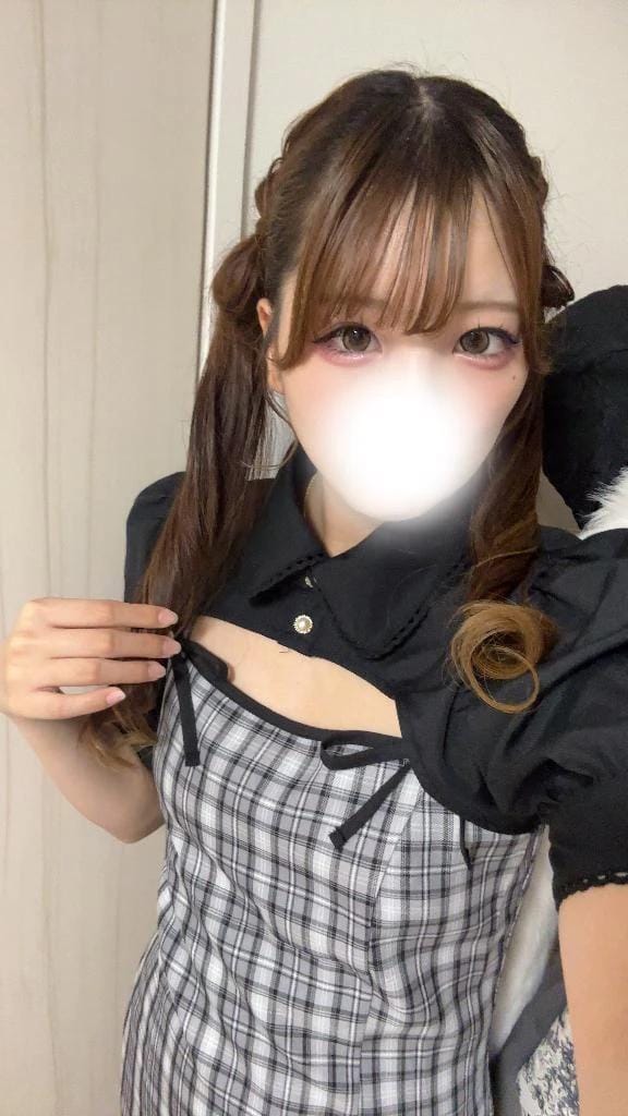 「今日初出勤だよ〜」12/10(水) 19:55 | なゆの写メ日記