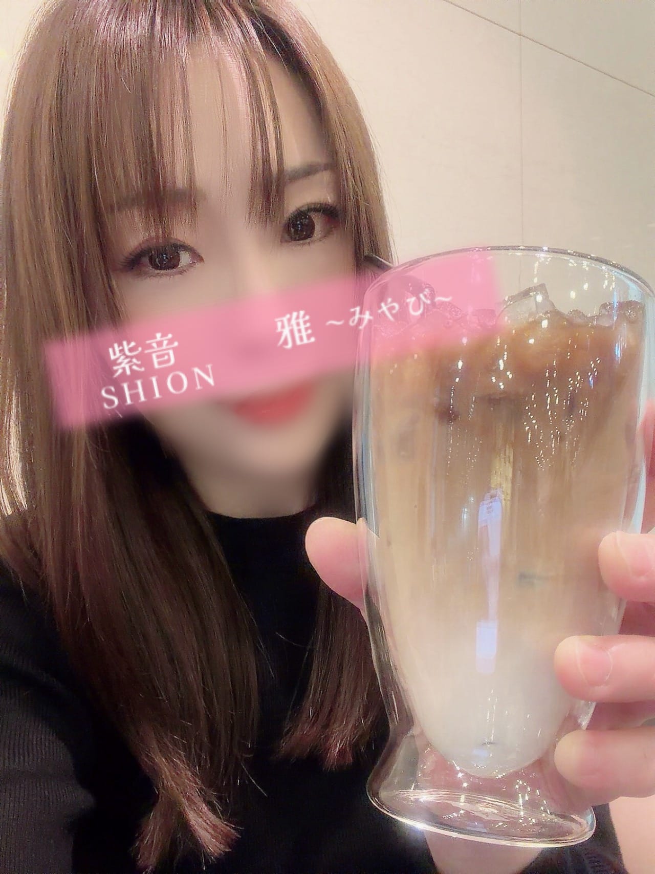 「おはよ(･ω･)ﾊﾟﾁｯ」12/11(木) 08:32 | 雅の写メ