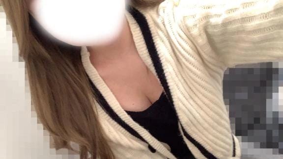 「こんにちわ」12/17(水) 01:20 | まきの写メ