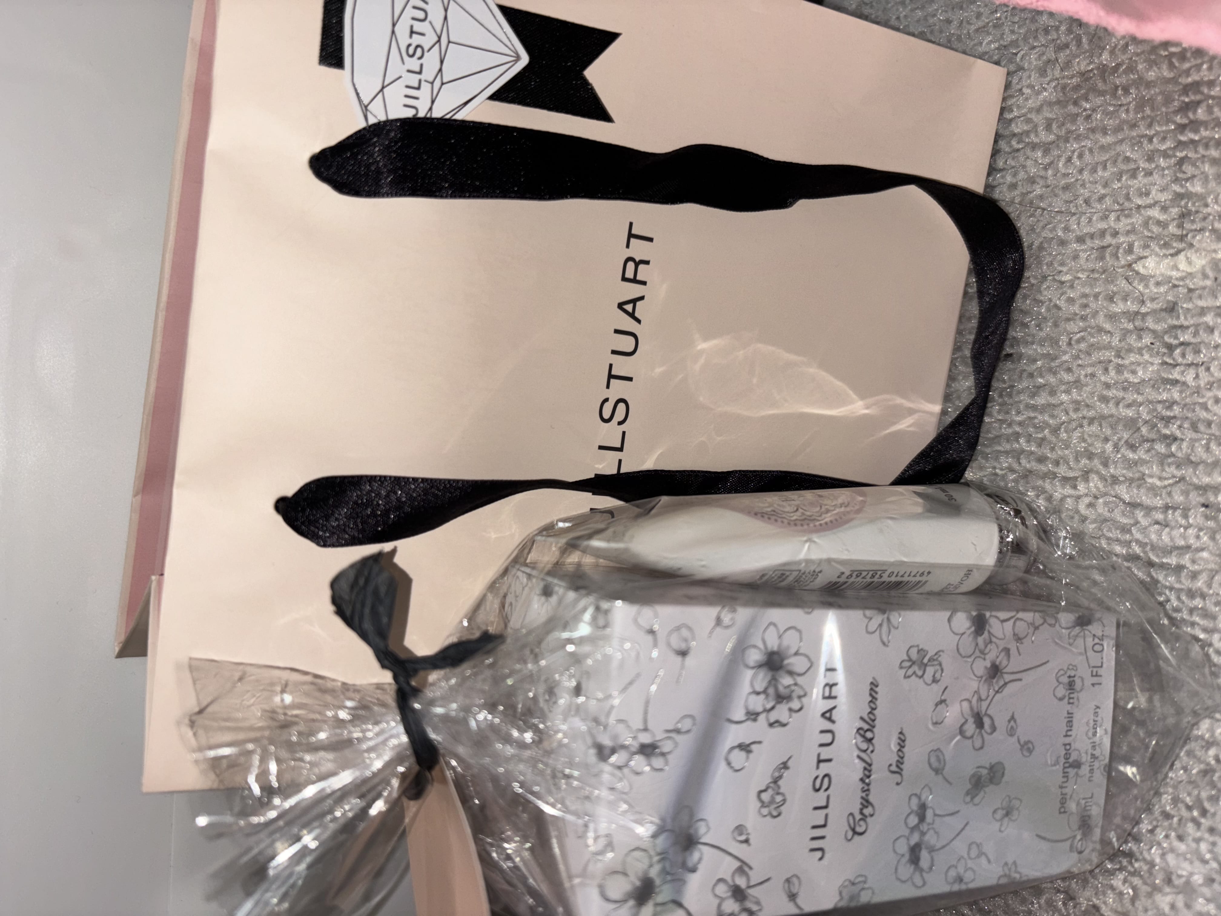 「今年もありがとうございます！良いお年を」12/31(水) 19:38 | さやかの写メ