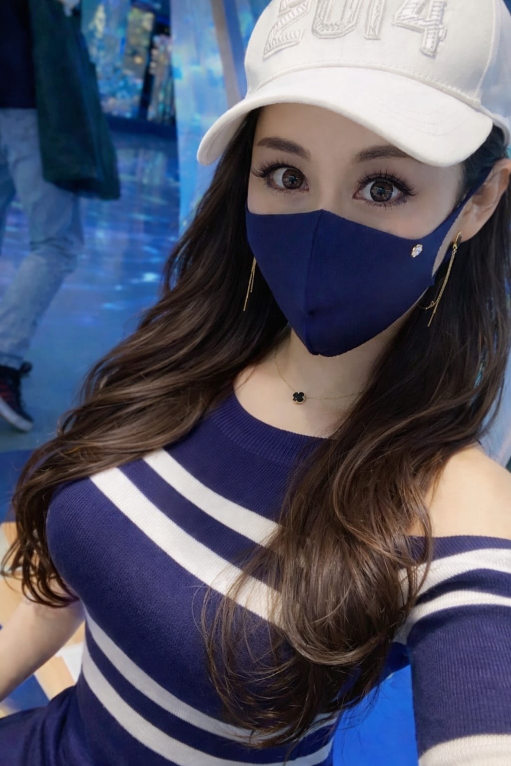 「嬉しいことがありました♡」01/02(金) 11:53 | あいなの写メ