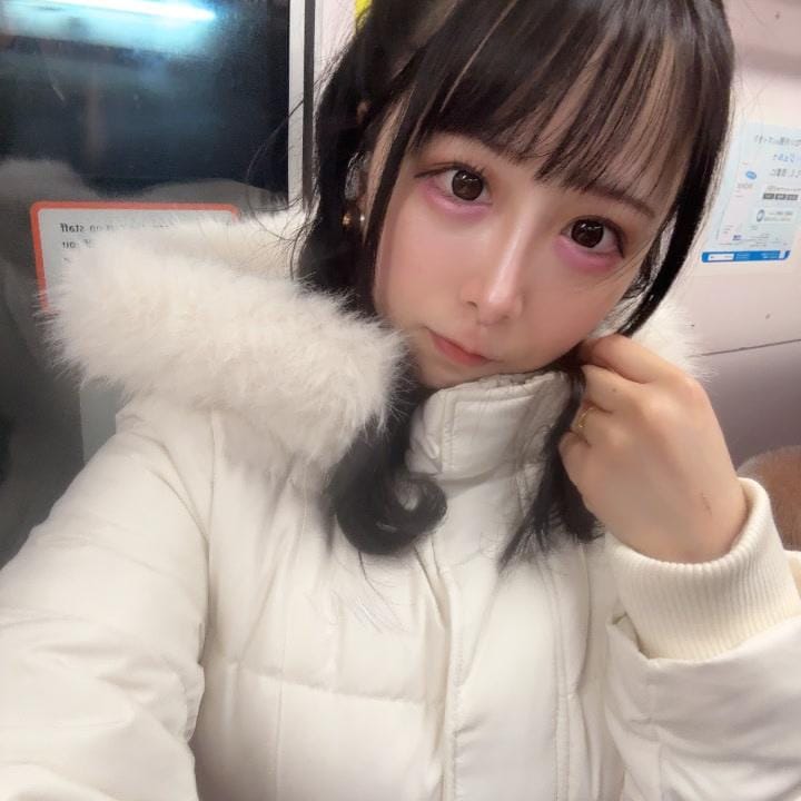 「しゅ！」01/03(土) 17:08 | めろの写メ日記