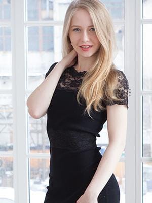 「待機してるよ♡」01/14(水) 15:56 | クラーラの写メ