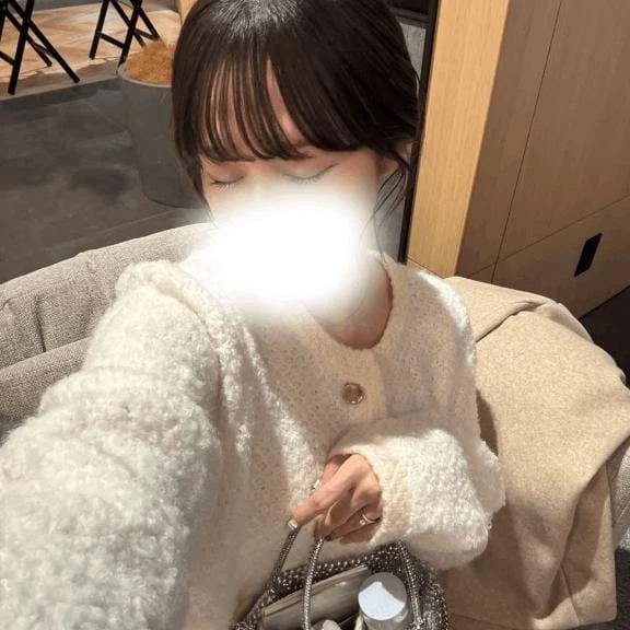 さな「出勤してます」01/19(月) 14:28 | さなの写メ