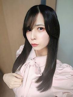 小鳥遊ゆき「おはよー！」01/19(月) 17:45 | 小鳥遊ゆきの写メ