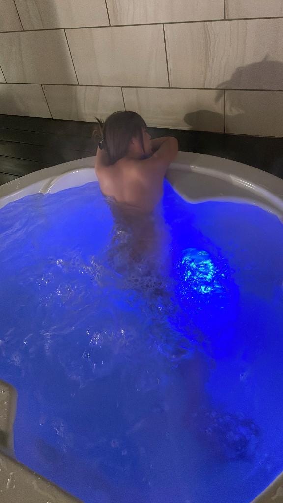 さき未経験「Sakiですっ こんにちは♡♡風」01/20(火) 12:16 | さき未経験の写メ