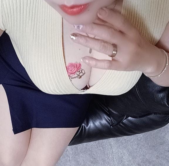 「さて」01/21(水) 03:03 | 優樹菜(ゆきな)の写メ