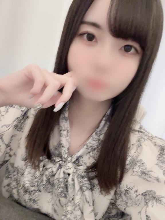 「います」01/29(木) 19:55 | しょうか★岡田紗佳似の巨乳JDの写メ