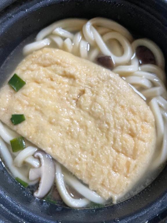 「出勤してます♡うどんで元気チャージ」02/06(金) 11:24 | ハートの写メ