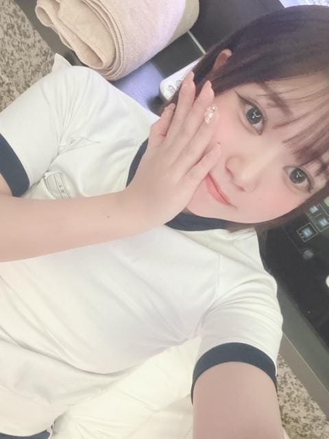 新人まりえ「はじめまして✋」02/07(土) 00:16 | 新人まりえの写メ