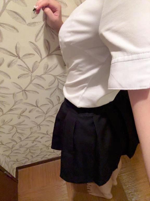 「こんにちわ」02/07(土) 00:17 | 南　もかの写メ