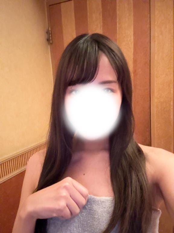 「退勤‼️」02/10(火) 23:49 | れいかの写メ