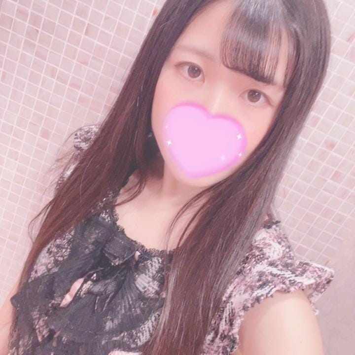 「おはよ〜( ˶˙ᵕ˙˶ )☀️」02/11(水) 08:12 | えみるの写メ