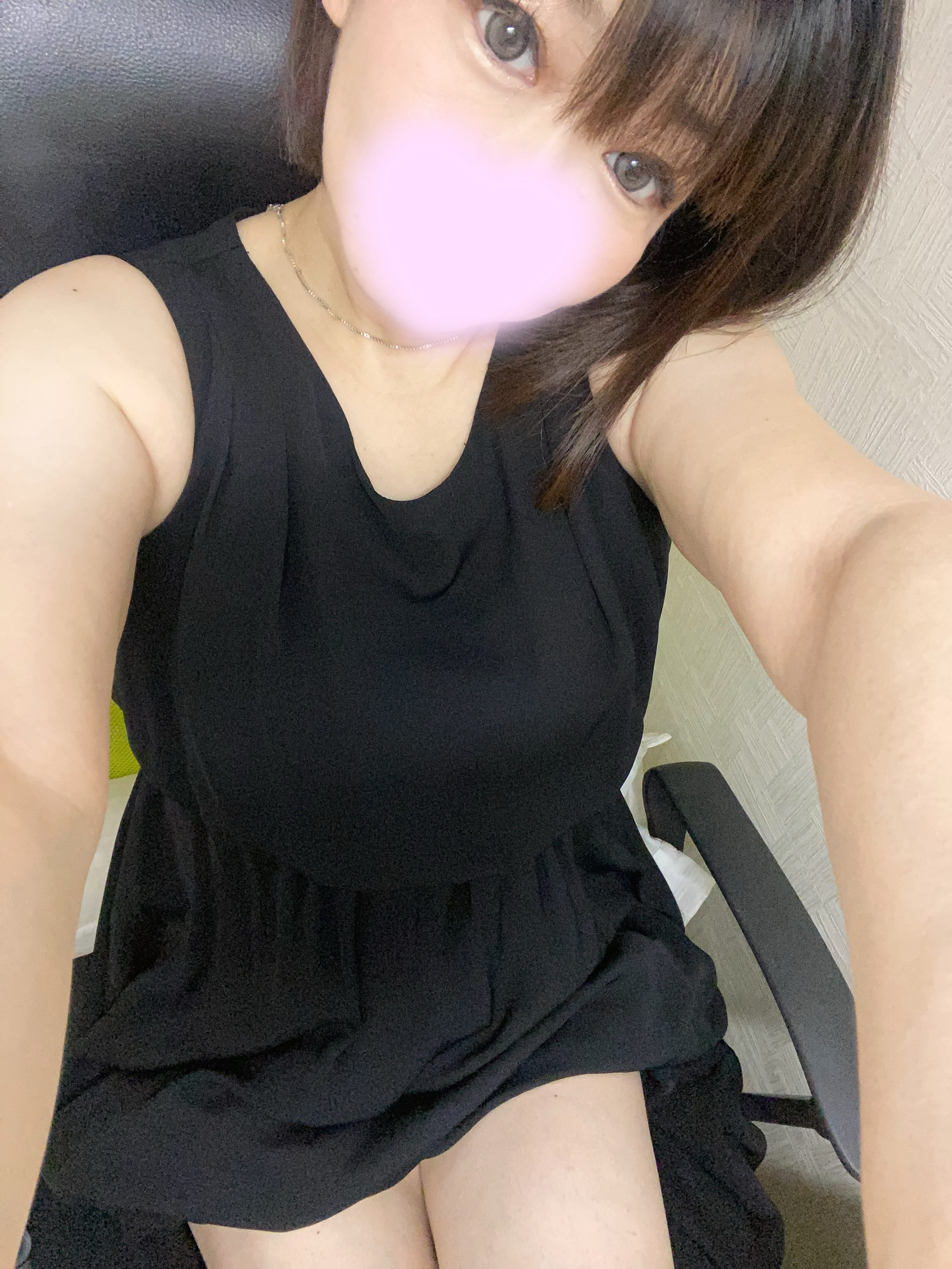 あんず「出勤しました♪」02/11(水) 16:18 | あんずの写メ