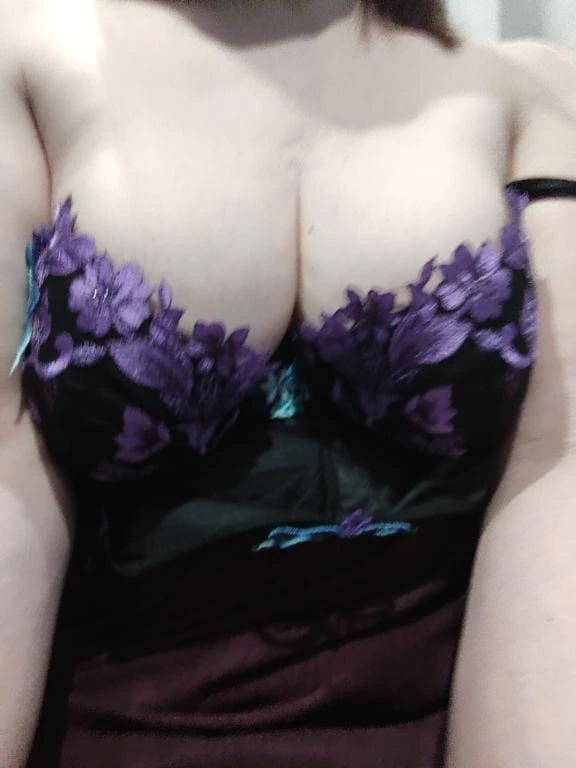 ようこ「こんばんは。」02/11(水) 20:52 | ようこの写メ