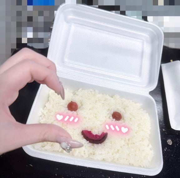 「ニコちゃん( ¨̮ )」02/13(金) 00:13 | 乃蒼【のあ】の写メ