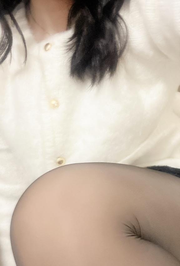 しほ「出勤中」02/15(日) 01:26 | しほの写メ