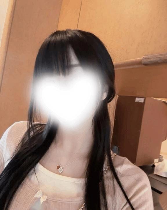 手を繋いで歩きたい日