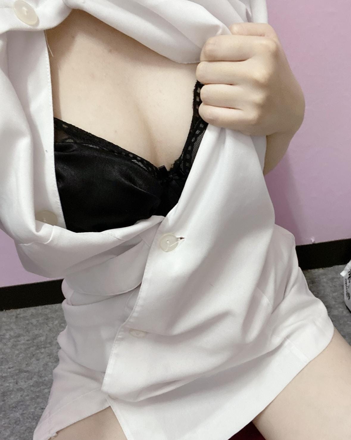 「会いたいなあT_T」02/15(日) 17:55 | サラの写メ