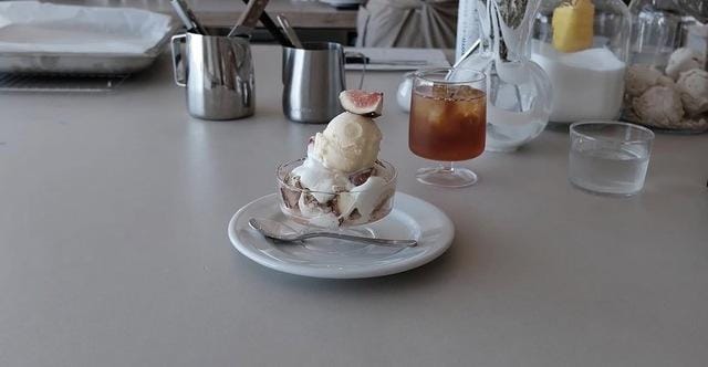 「出勤します(*´ω`*)」02/15(日) 18:27 | ゆうなの写メ