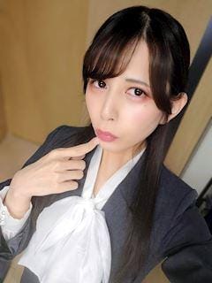 小鳥遊ゆき「夜中にこんばんは！」02/25(水) 02:03 | 小鳥遊ゆきの写メ