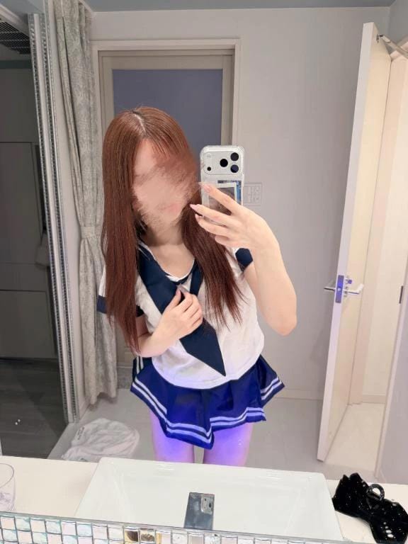 紫月とわ
