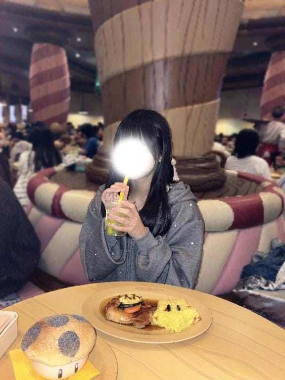 「3月1日のお礼」03/02(月) 18:21 | 心優【ミユ】の写メ