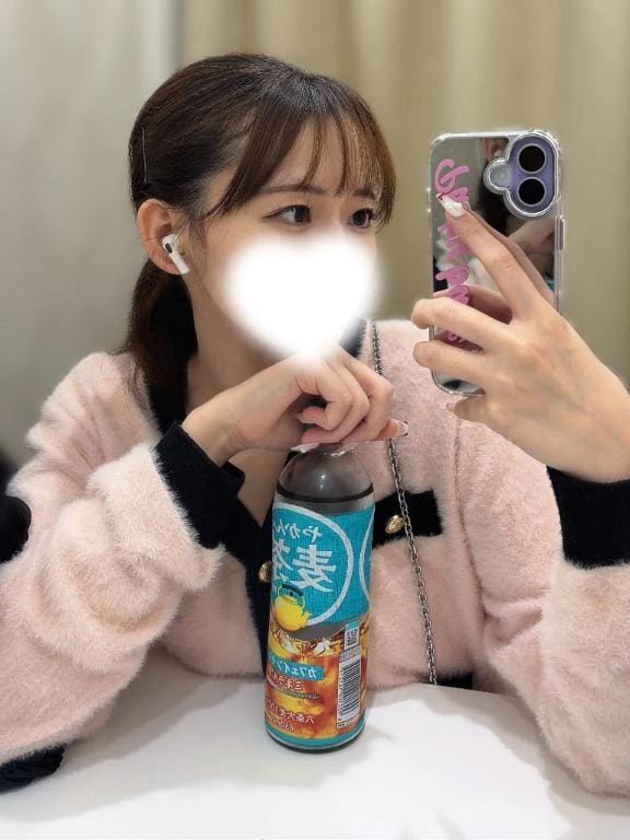 「出勤です」03/04(水) 18:21 | やよいの写メ