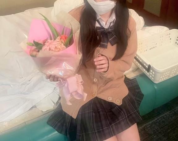 「会いたいな！」03/06(金) 11:01 | かよの写メ