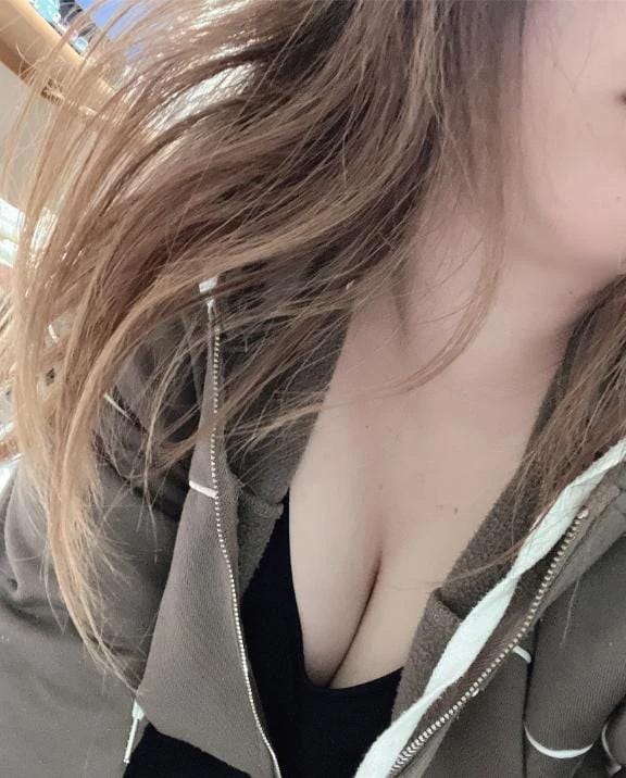 「こんにちは」03/06(金) 13:43 | はずきの写メ