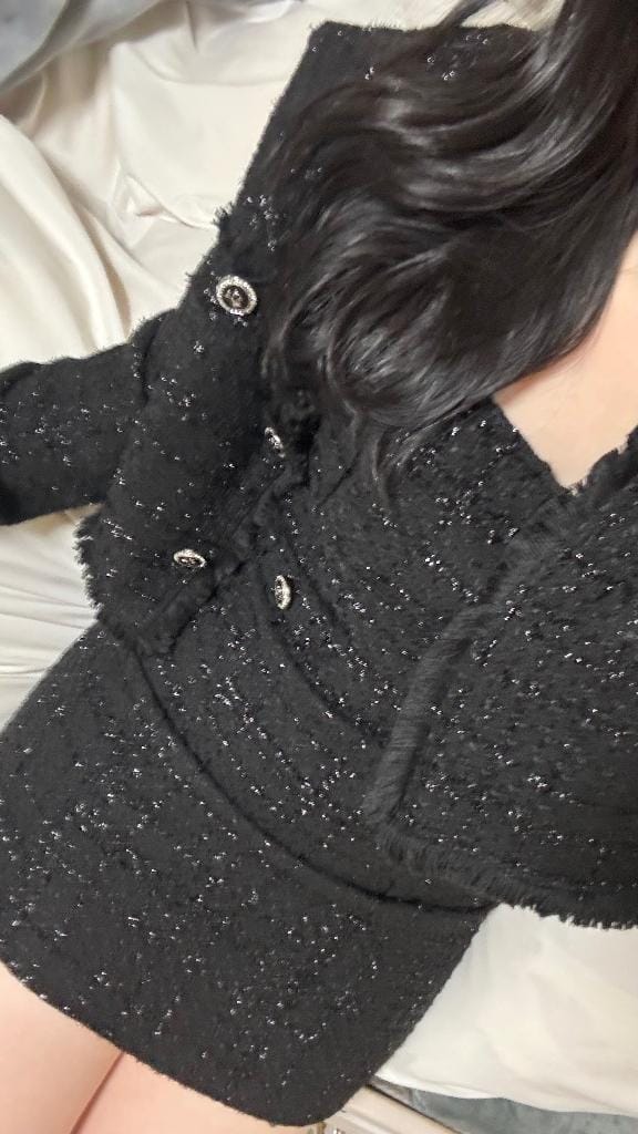 うい「今日出勤です」03/12(木) 10:13 | ういの写メ