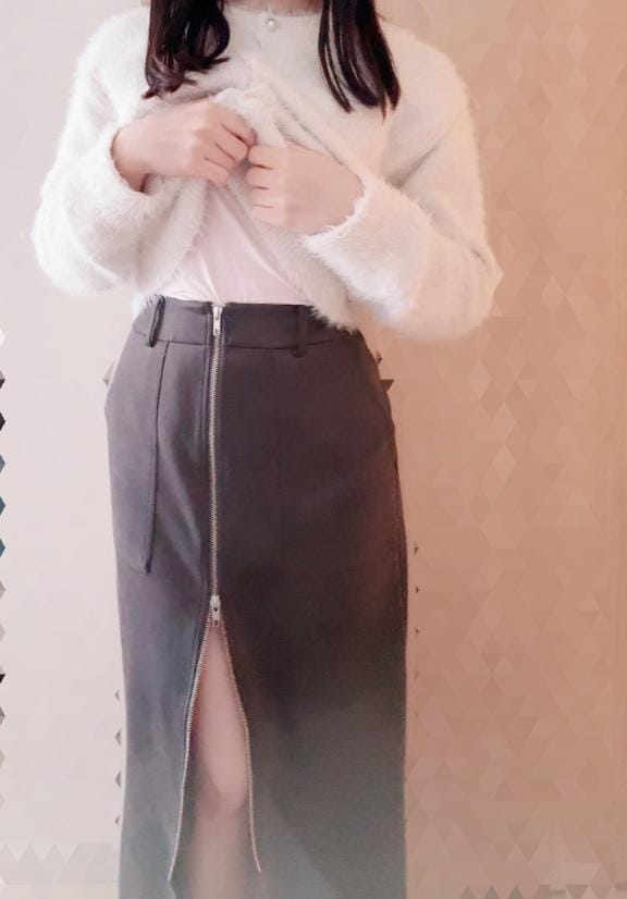 かのん「かのんの目の色は？？ / 3月10日のお礼」03/12(木) 18:05 | かのんの写メ