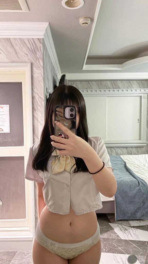 みそら「明日ね」03/13(金) 01:26 | みそらの写メ