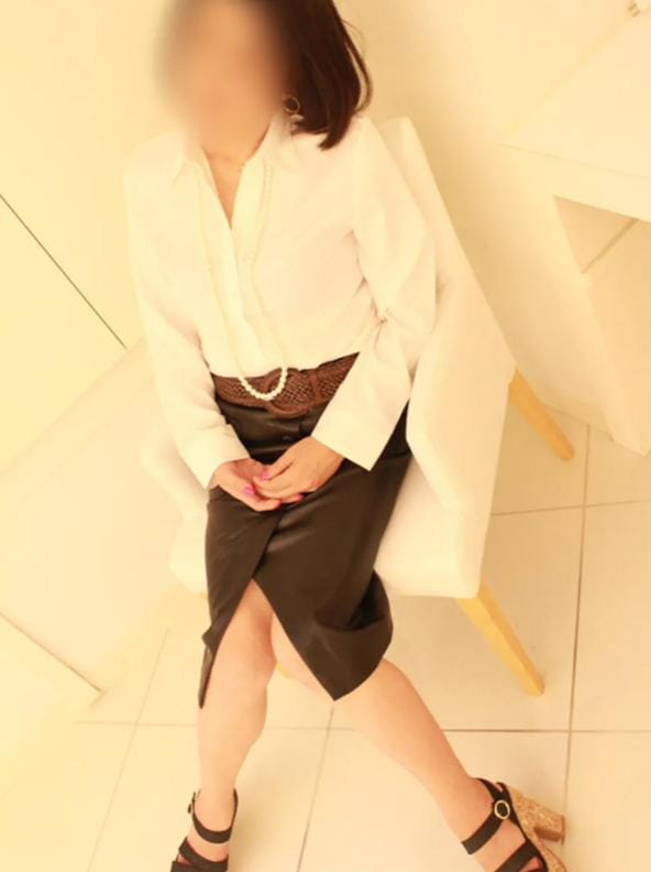 「こんばんは❣️」03/13(金) 21:37 | 業界初奈緒【青森】の写メ