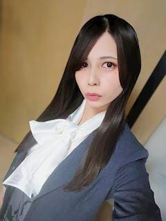 小鳥遊ゆき「こんばんは♪」03/27(金) 00:53 | 小鳥遊ゆきの写メ