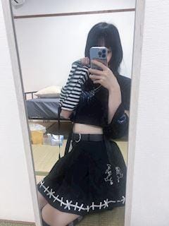はるか「明日はがんばるぞ☺️」04/03(金) 04:04 | はるかの写メ