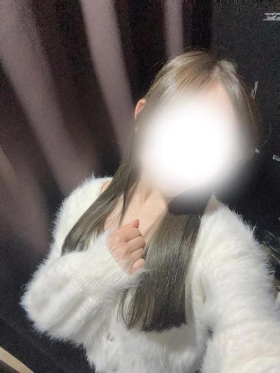 「出勤しましたᐡ ̳ᴗ  ̫ ᴗ ̳ᐡ」04/03(金) 14:57 | りなの写メ日記