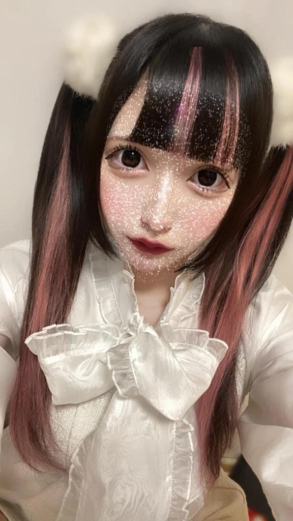 「なやみちゅう…」04/05(日) 03:06 | みるくの写メ