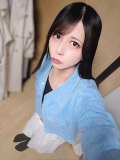 小鳥遊ゆき「出勤してるよっ✨」04/10(金) 17:36 | 小鳥遊ゆきの写メ