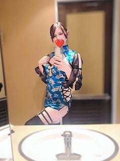 小鳥遊ゆき「いるよ〜❣️」04/13(月) 19:33 | 小鳥遊ゆきの写メ