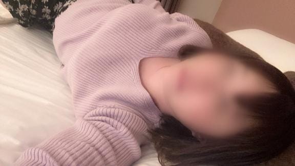 りおな「春の服」04/13(月) 22:56 | りおなの写メ