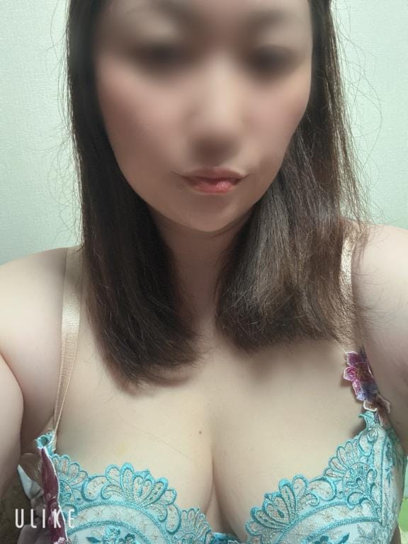 れな「出勤！ダイエットしました♡」04/15(水) 08:13 | れなの写メ