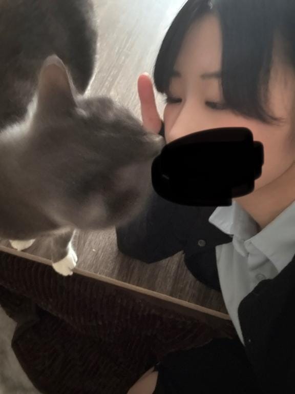 るな「こんにちはー」04/15(水) 12:09 | るなの写メ